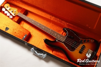 American Vintage II ’66 Jazz Bass